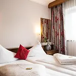 Rossmann Hotel
