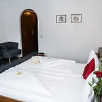 Rossmann Hotel 3*